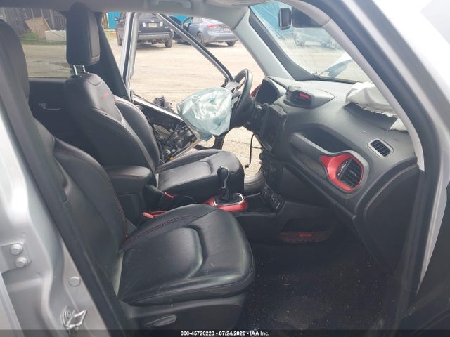 Продаж на аукціоні авто 2021 Jeep Renegade Trailhawk 4x4, vin: ZACNJDC17MPN36472, номер лоту: 45720223