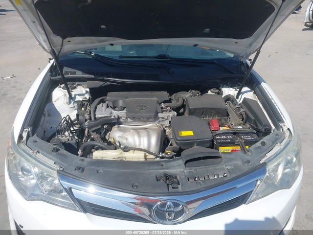 45720269 :رقم المزاد ، 4T4BF1FKXDR300022 vin ، 2013 Toyota Camry Le مزاد بيع