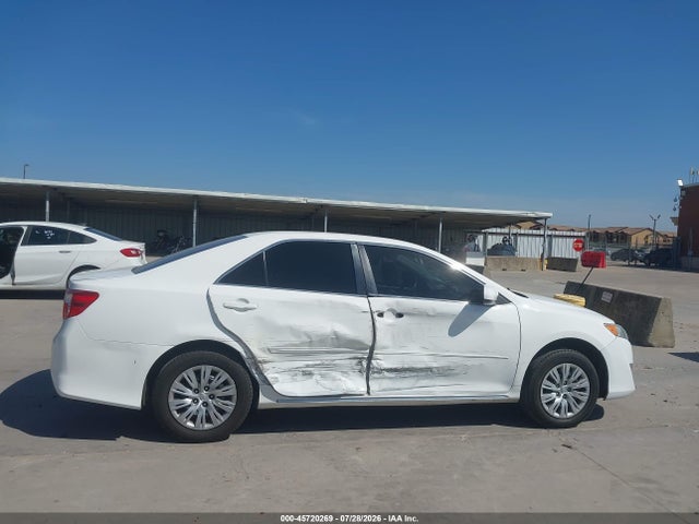45720269 :رقم المزاد ، 4T4BF1FKXDR300022 vin ، 2013 Toyota Camry Le مزاد بيع