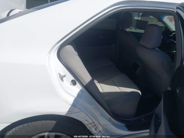 45720269 :رقم المزاد ، 4T4BF1FKXDR300022 vin ، 2013 Toyota Camry Le مزاد بيع