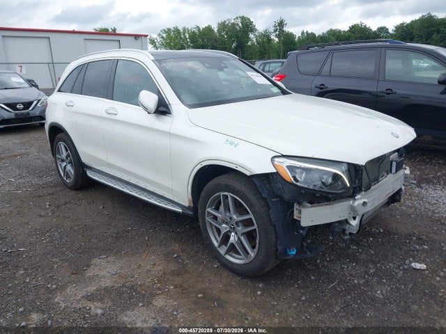 45720289 :رقم المزاد ، WDC0G4KB8HF217610 vin ، 2017 Mercedes-benz Glc 300 4matic مزاد بيع