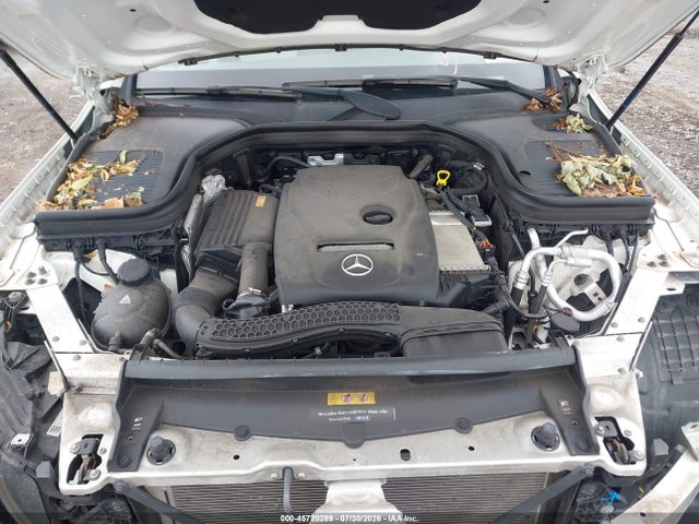 45720289 :رقم المزاد ، WDC0G4KB8HF217610 vin ، 2017 Mercedes-benz Glc 300 4matic مزاد بيع