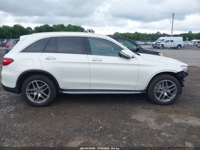 45720289 :رقم المزاد ، WDC0G4KB8HF217610 vin ، 2017 Mercedes-benz Glc 300 4matic مزاد بيع