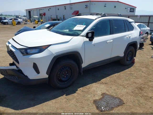 Toyota RAV4 LE 2020 2T3G1RFV8LW100186 Image 2