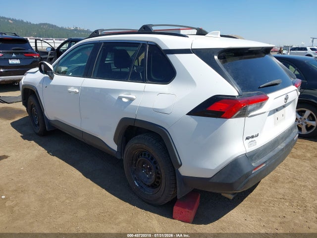 Toyota RAV4 LE 2020 2T3G1RFV8LW100186 Image 3