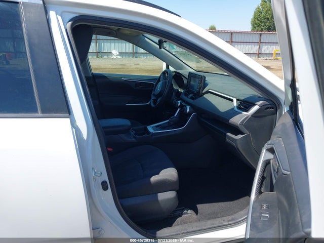 Toyota RAV4 LE 2020 2T3G1RFV8LW100186 Image 5