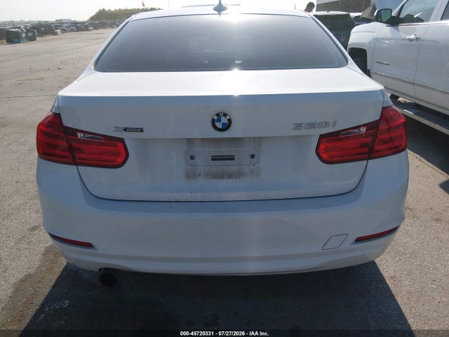 Продаж на аукціоні авто 2015 Bmw 320i Xdrive, vin: WBA3C3G5XFNS76489, номер лоту: 45720331