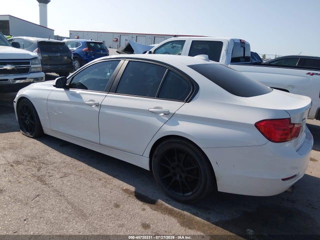 Продаж на аукціоні авто 2015 Bmw 320i Xdrive, vin: WBA3C3G5XFNS76489, номер лоту: 45720331