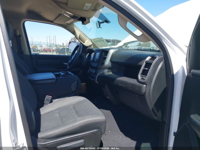 Продаж на аукціоні авто 2019 Ram 1500 Tradesman  4x4 6'4 Box, vin: 1C6SRFCT4KN611122, номер лоту: 45720353