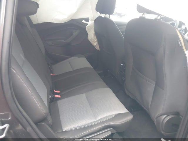 Продаж на аукціоні авто 2017 Ford Escape Se, vin: 1FMCU9GD0HUA30162, номер лоту: 45720362