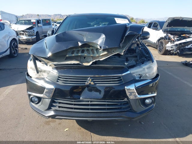 JA4AP3AU0HZ068996 Mitsubishi Outlander Sport 2.0 Le