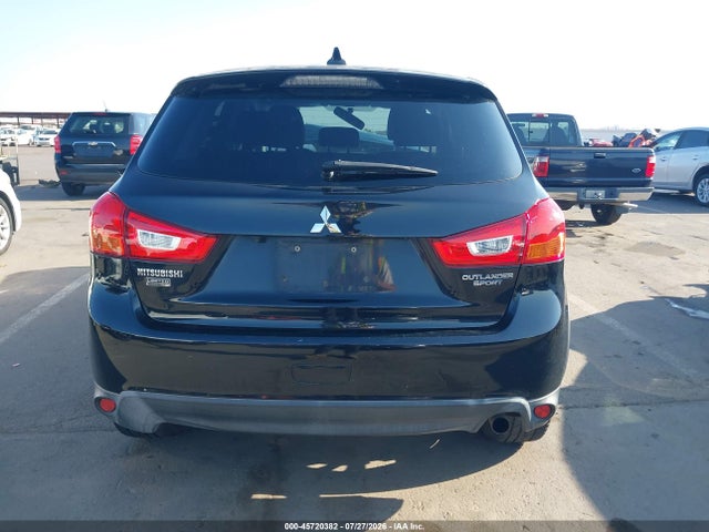JA4AP3AU0HZ068996 Mitsubishi Outlander Sport 2.0 Le