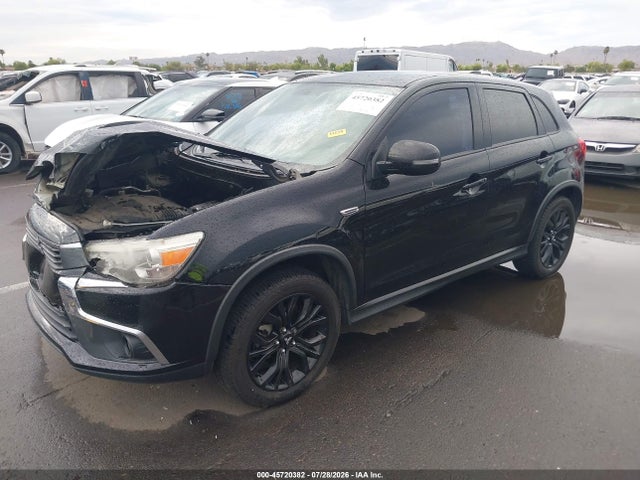 JA4AP3AU0HZ068996 Mitsubishi Outlander Sport 2.0 Le