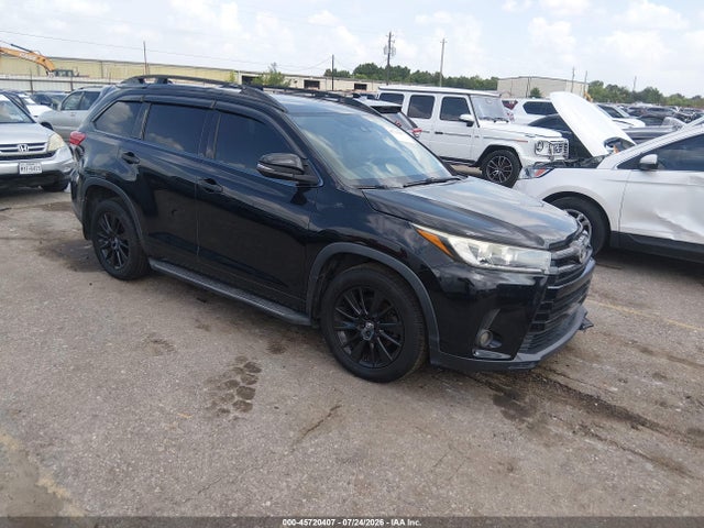 45720407 :رقم المزاد ، 5TDKZRFH9HS187652 vin ، 2017 Toyota Highlander Se مزاد بيع