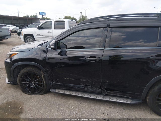45720407 :رقم المزاد ، 5TDKZRFH9HS187652 vin ، 2017 Toyota Highlander Se مزاد بيع