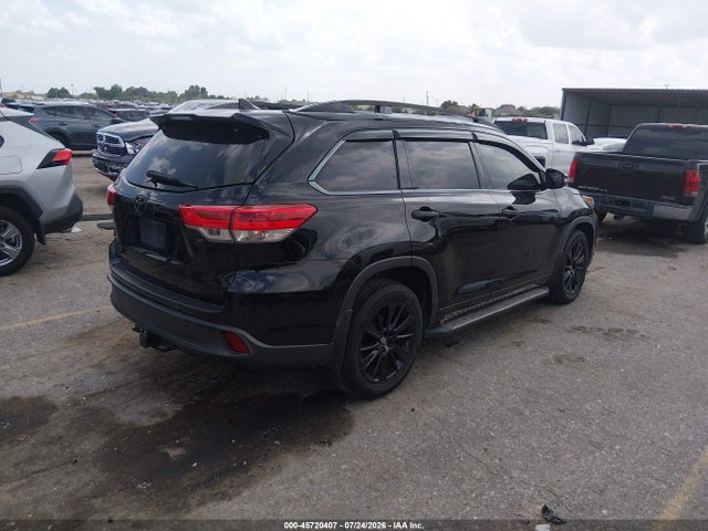 45720407 :رقم المزاد ، 5TDKZRFH9HS187652 vin ، 2017 Toyota Highlander Se مزاد بيع