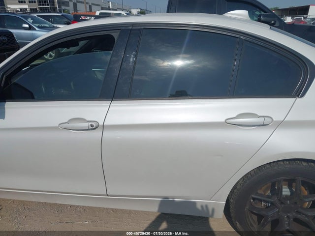 45720430 :رقم المزاد ، WBA8E9G51GNU28454 vin ، 2016 Bmw 328i مزاد بيع