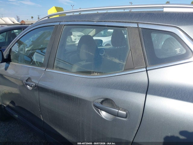 JN1BJ1CPXJW185244 Nissan Rogue Sport Sv