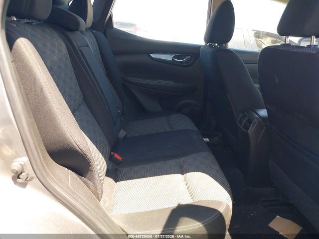 JN1BJ1CPXJW185244 Nissan Rogue Sport Sv