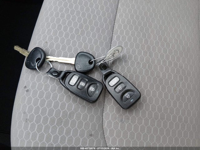 Продаж на аукціоні авто 2020 Hyundai Elantra Se, vin: 5NPD74LFXLH602609, номер лоту: 45720576