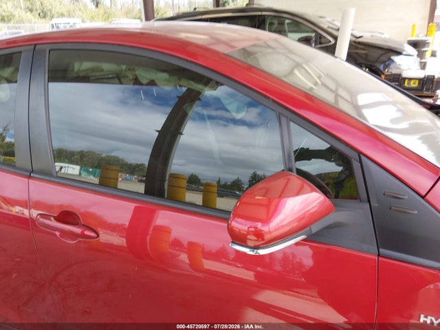 Продажа на аукционе авто 2016 Toyota Prius Two, vin: JTDKBRFU0G3519804, номер лота: 45720597