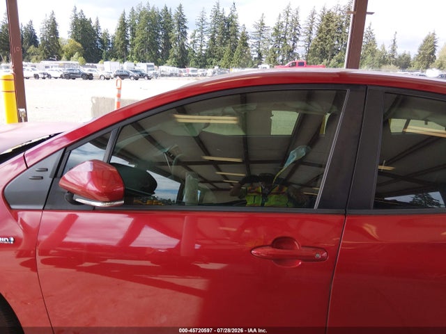 Продажа на аукционе авто 2016 Toyota Prius Two, vin: JTDKBRFU0G3519804, номер лота: 45720597