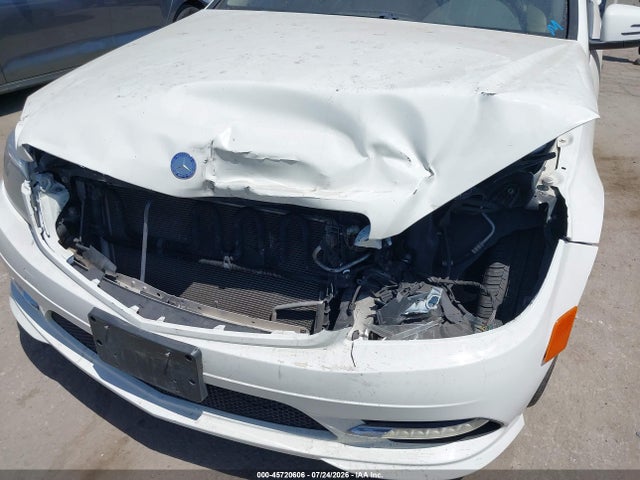 45720606 :رقم المزاد ، WDDGF5EB9BA524738 vin ، 2011 Mercedes-benz C 300 Sport مزاد بيع