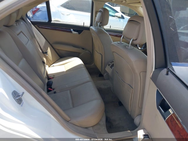 45720606 :رقم المزاد ، WDDGF5EB9BA524738 vin ، 2011 Mercedes-benz C 300 Sport مزاد بيع