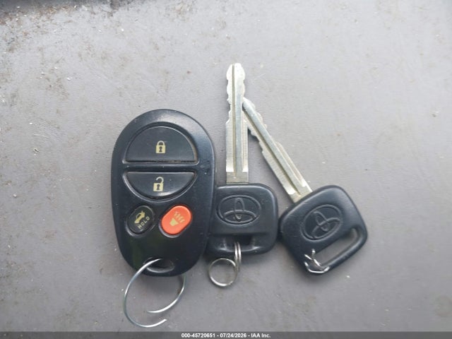 2006 Toyota Sienna Ce მანქანა იყიდება აუქციონზე, vin: 5TDZA23C86S472913, აუქციონის ნომერი: 45720651