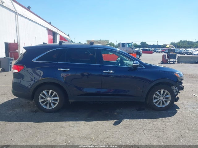 Продажа на аукционе авто 2016 Kia Sorento 2.4l Lx, vin: 5XYPG4A32GG185828, номер лота: 45720654