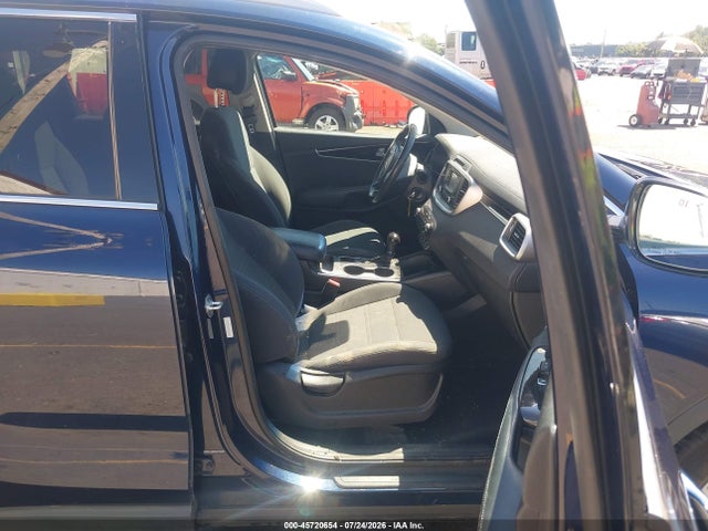 Продажа на аукционе авто 2016 Kia Sorento 2.4l Lx, vin: 5XYPG4A32GG185828, номер лота: 45720654