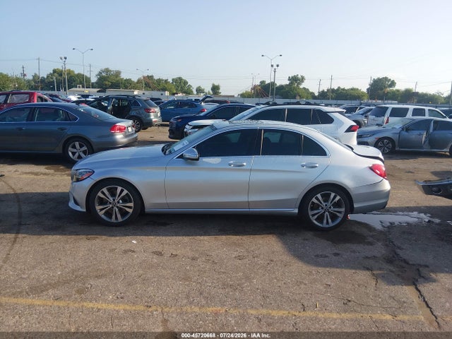 Продаж на аукціоні авто 2020 Mercedes-benz C 300, vin: 55SWF8DB7LU327969, номер лоту: 45720668