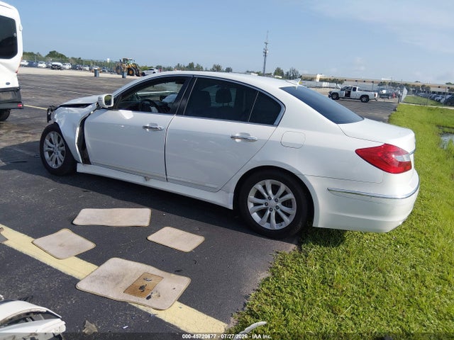 2013 Hyundai Genesis 3.8 მანქანა იყიდება აუქციონზე, vin: KMHGC4DD0DU224146, აუქციონის ნომერი: 45720677