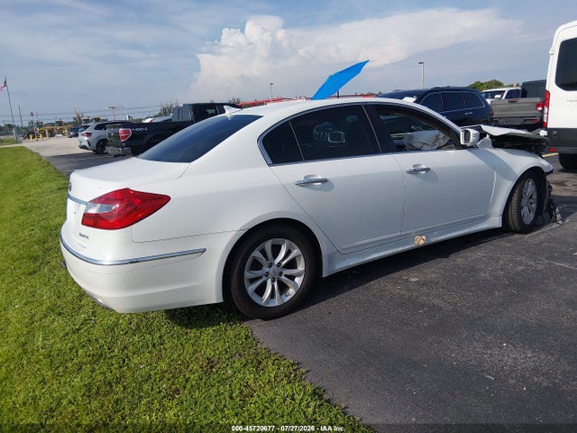 2013 Hyundai Genesis 3.8 მანქანა იყიდება აუქციონზე, vin: KMHGC4DD0DU224146, აუქციონის ნომერი: 45720677