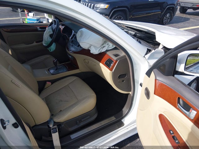 2013 Hyundai Genesis 3.8 მანქანა იყიდება აუქციონზე, vin: KMHGC4DD0DU224146, აუქციონის ნომერი: 45720677