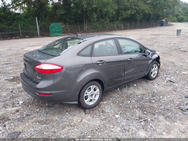 45720694 :رقم المزاد ، 3FADP4BJ7FM223206 vin ، 2015 Ford Fiesta Se مزاد بيع
