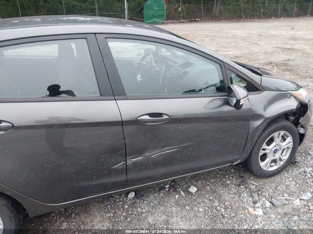 45720694 :رقم المزاد ، 3FADP4BJ7FM223206 vin ، 2015 Ford Fiesta Se مزاد بيع