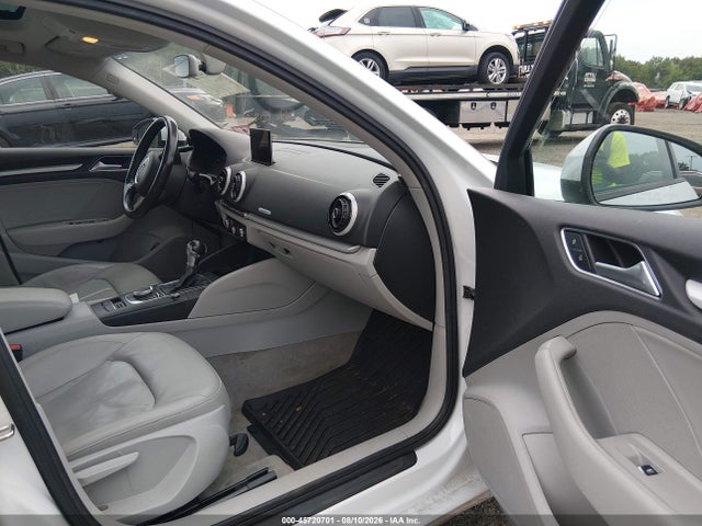 2016 Audi A3 2.0t Premium მანქანა იყიდება აუქციონზე, vin: WAUB8GFF5G1047564, აუქციონის ნომერი: 45720701
