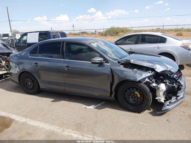 2017 Volkswagen Jetta Gli მანქანა იყიდება აუქციონზე, vin: 3VW4T7AJ0HM331241, აუქციონის ნომერი: 45720741