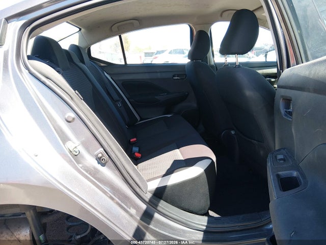 3N1CN8EV1ML884382 Nissan Versa Sv Xtronic Cvt