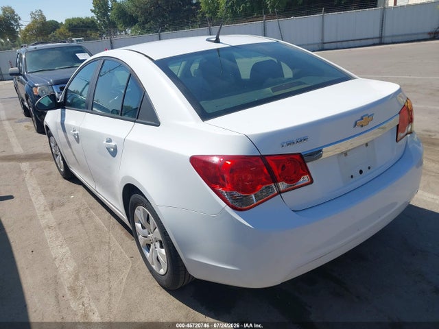 1G1PA5SG3E7133281 Chevrolet Cruze Ls Auto
