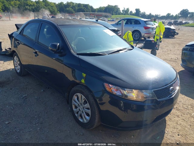 45720751 :رقم المزاد ، KNAFU4A27B5466338 vin ، 2011 Kia Forte Ex مزاد بيع
