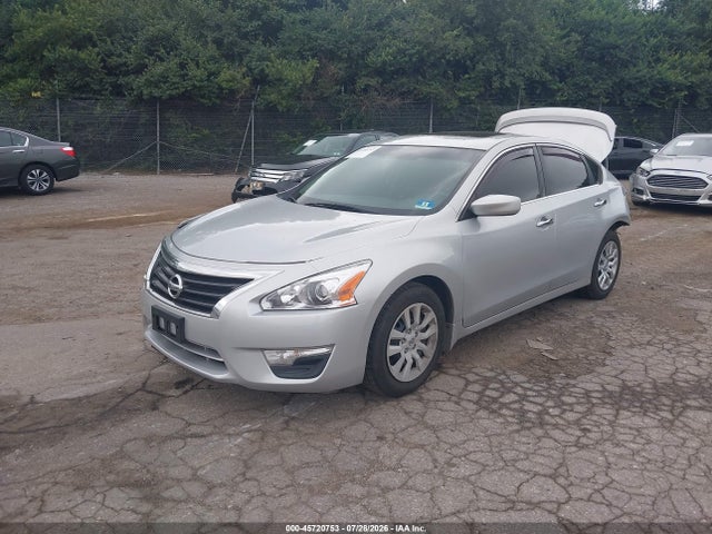 Nissan Altima 2.5 S 2014 1N4AL3AP0EC139839 Image 2