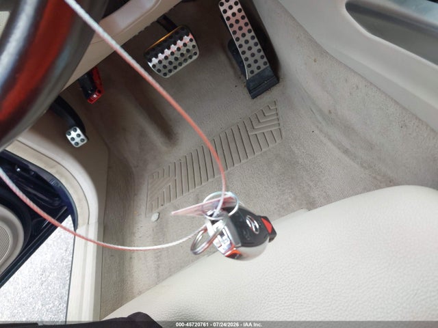 45720761 :رقم المزاد ، WDDHF5KB8FB122797 vin ، 2015 Mercedes-benz E 350 مزاد بيع