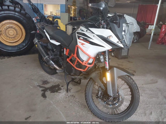 KTM 1090 Adventure R 2017 VBKV49404HM978898 Image 4