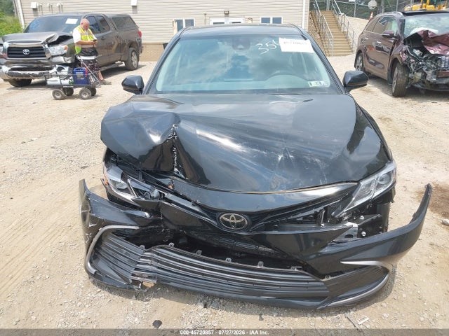2024 Toyota Camry Le მანქანა იყიდება აუქციონზე, vin: 4T1C11AK8RU193564, აუქციონის ნომერი: 45720857