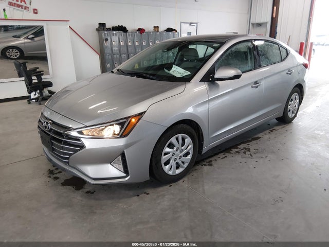 Hyundai ELANTRA SE 2020 5NPD74LF4LH613153 Image 2