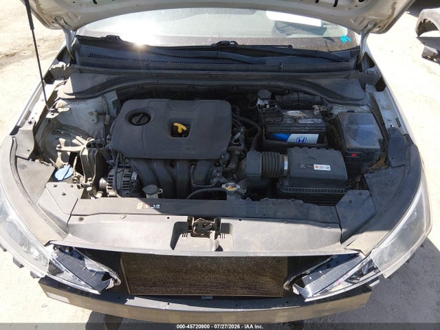 Hyundai ELANTRA SE 2019 5NPD74LF6KH443599 Image 10