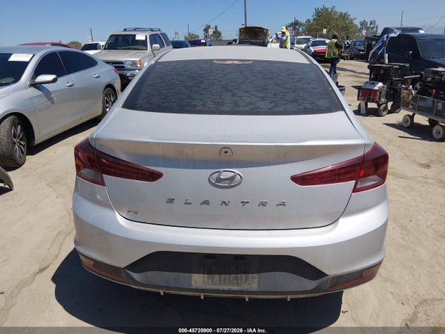 Hyundai ELANTRA SE 2019 5NPD74LF6KH443599 Image 17