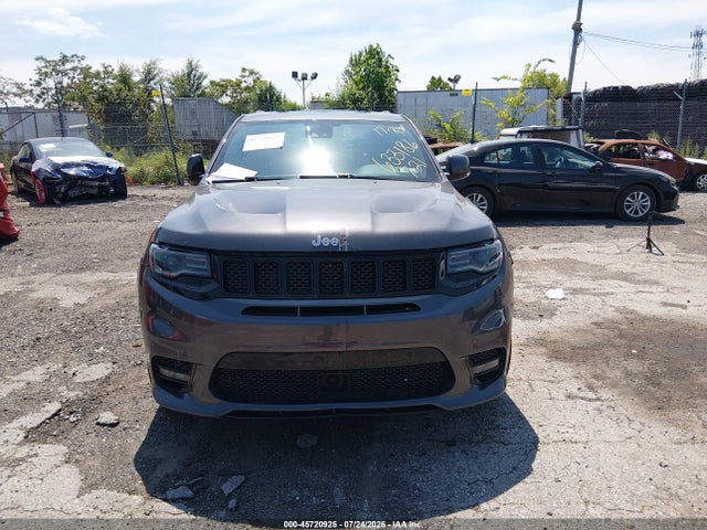 2017 Jeep Grand Cherokee Srt მანქანა იყიდება აუქციონზე, vin: 1C4RJFDJ8HC633186, აუქციონის ნომერი: 45720925